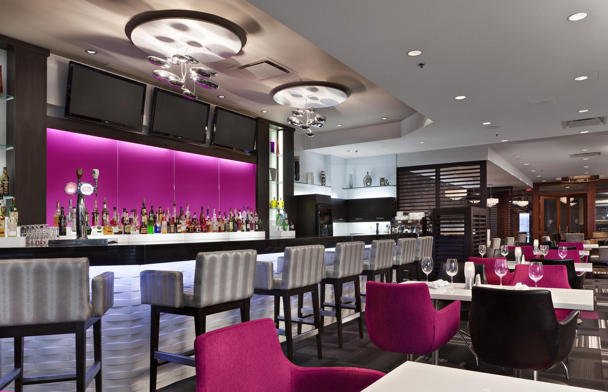 Hotel Hilton Montreal/laval 4*
