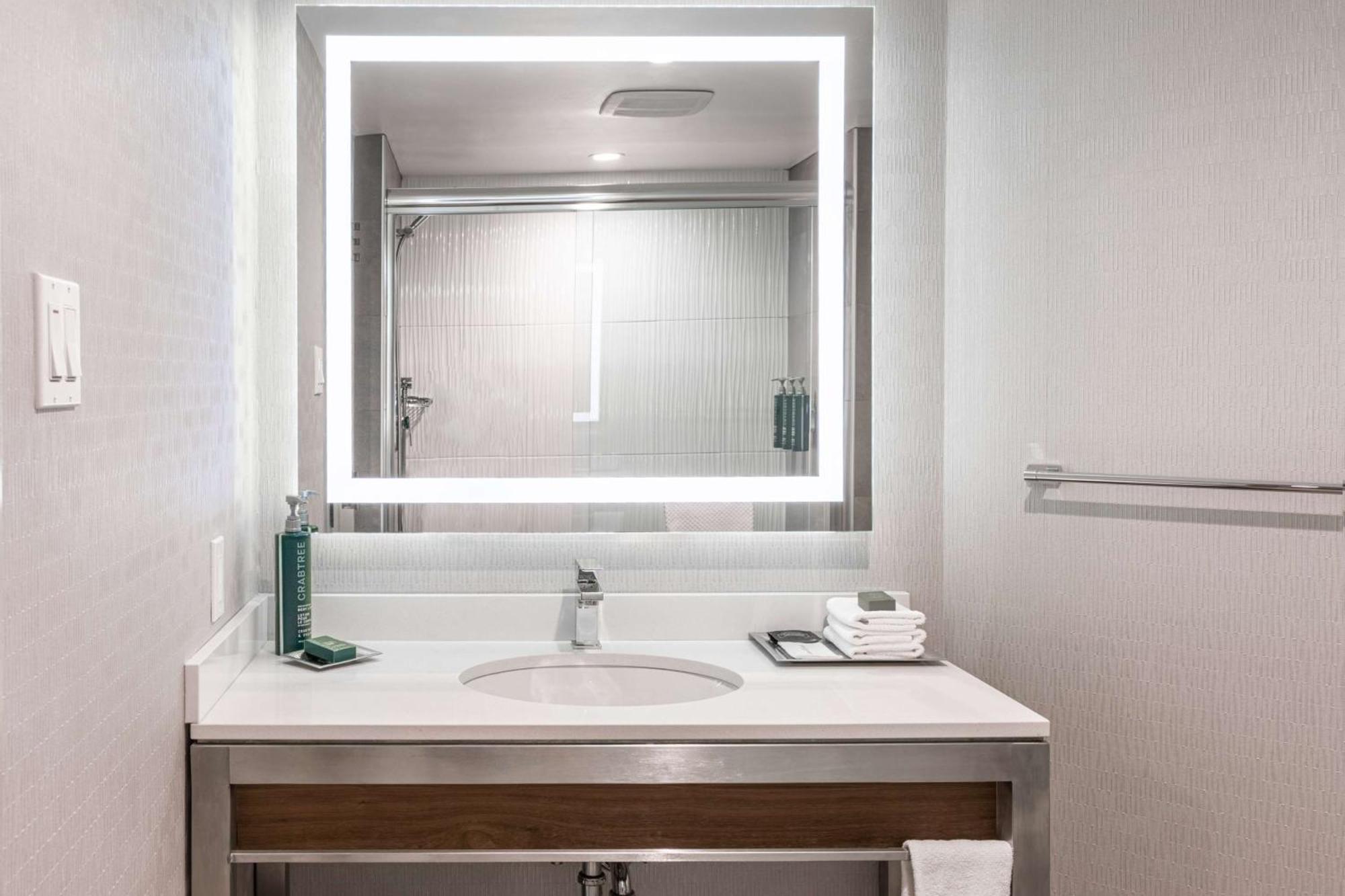 Hilton Montreal/laval 4* Laval